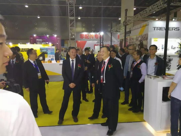 amjs�Ľ�ɳ����·(�й�)���޹�˾��ҳ