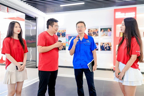 amjs�Ľ�ɳ����·(�й�)���޹�˾��ҳ